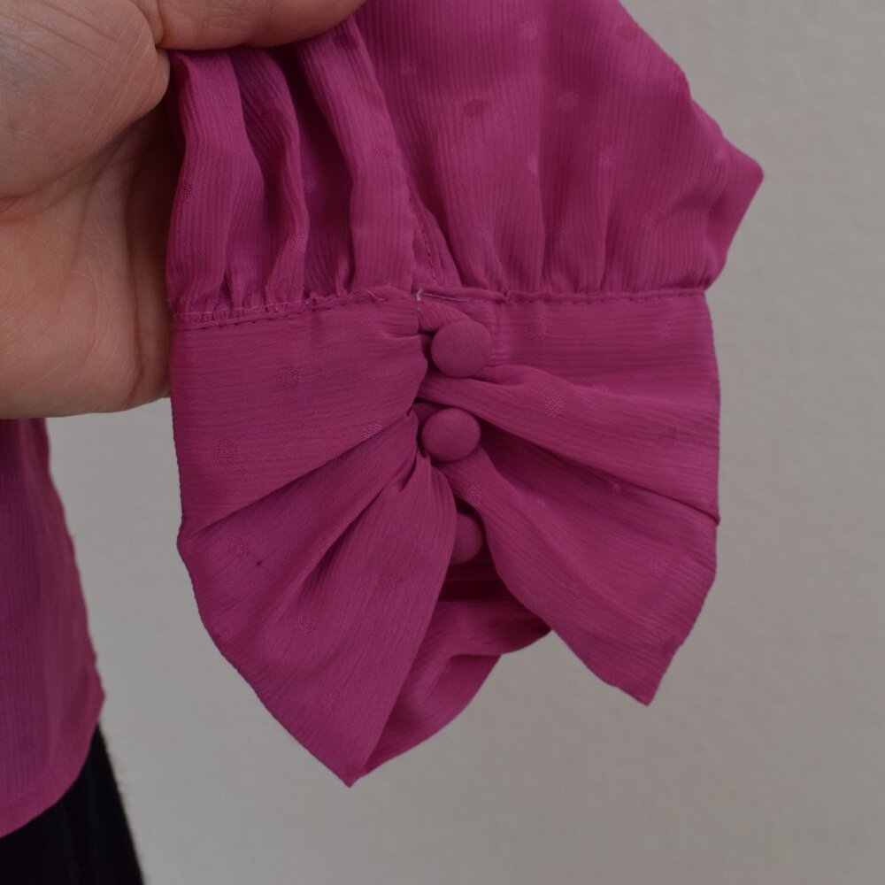 Vintage 80s pink Polyester Secretary Blouse by Cabrais - Picture 10 of 11